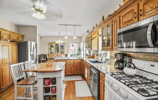 34010 E Pink Hill RD, Grain Valley, MO 64029