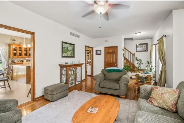 34010 E Pink Hill RD, Grain Valley, MO 64029