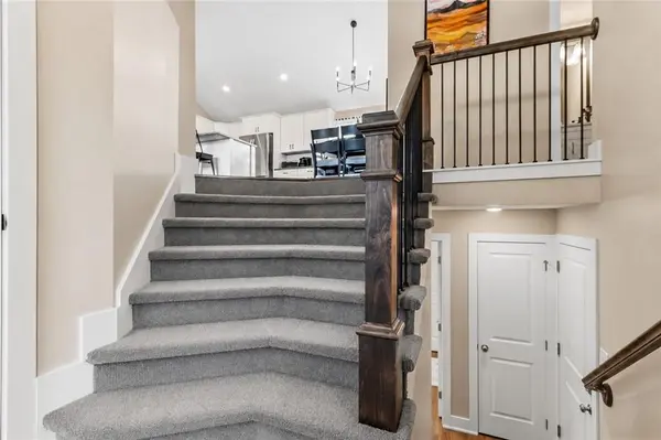 1905 Eagle DR, Harrisonville, MO 64701