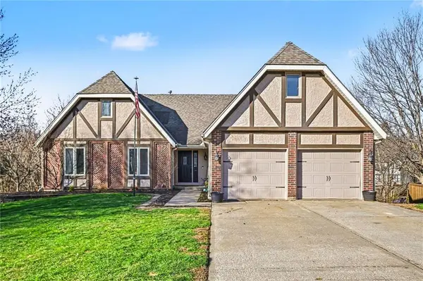 1404 Colony DR, Kearney, MO 64060
