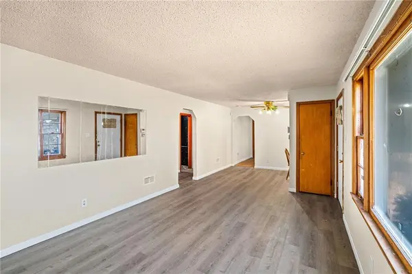 4312 Maggie LN, Kansas City, KS 66102