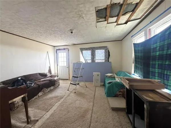 13241 Mahogany RD, Hopkins, MO 64461