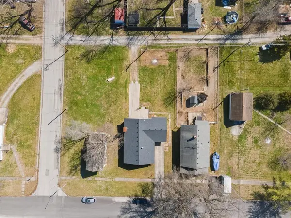 618 N Chestnut ST, Cameron, MO 64429