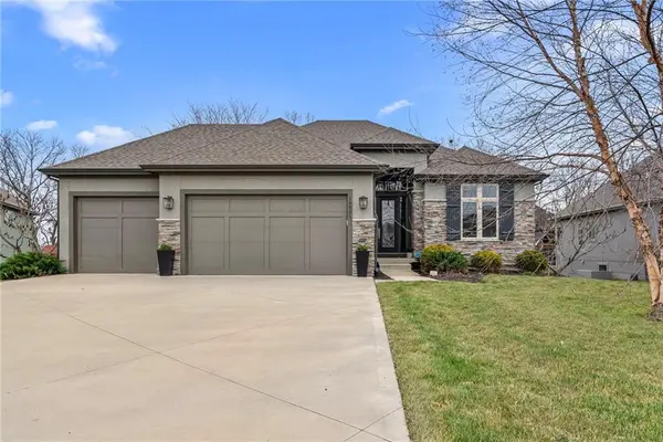 16805 Bradshaw ST, Overland Park, KS 66221