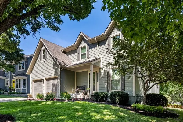 12285 S Mullen RD, Olathe, KS 66062