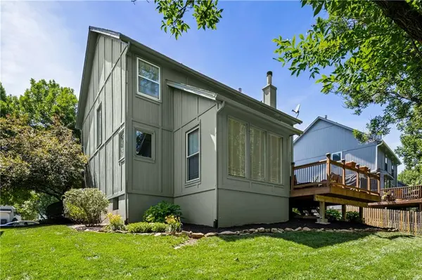 12285 S Mullen RD, Olathe, KS 66062