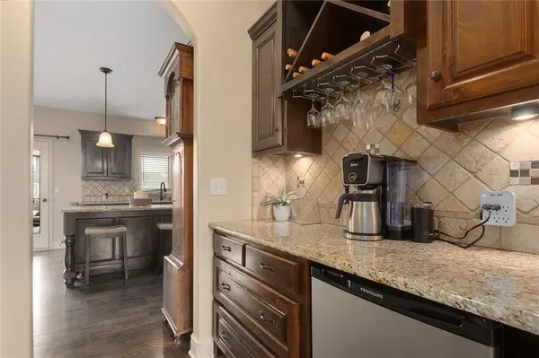 10205 NE 103rd ST, Kansas City, MO 64157