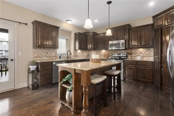 10205 NE 103rd ST, Kansas City, MO 64157