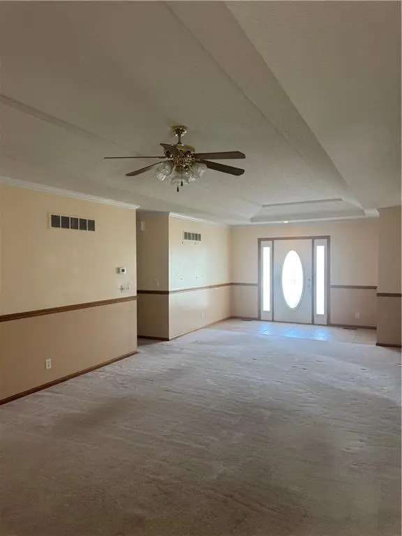 813 Dogwood ST, Excelsior Springs, MO 64024