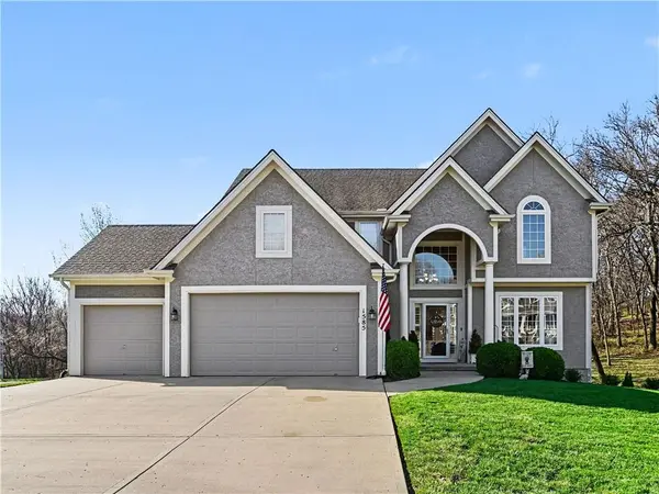 1585 Sugar Maple LN,  Liberty,  MO 64068