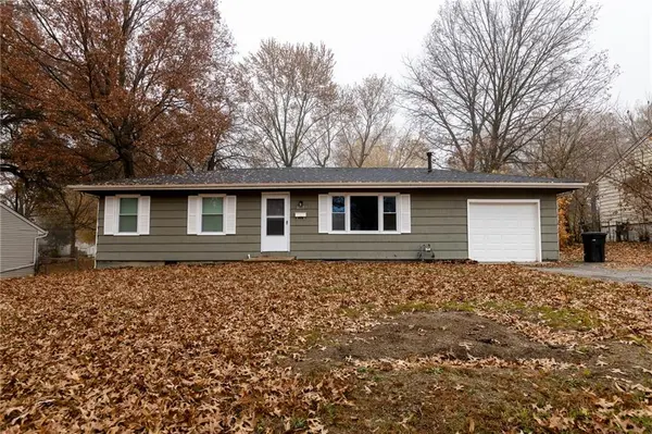 10803 E 60 TER, Raytown, MO 64133
