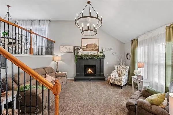 13704 Jana Lei AVE, Bonner Springs, KS 66012