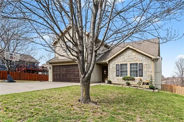 13704 Jana Lei AVE, Bonner Springs, KS 66012