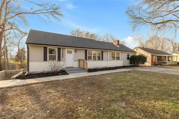 10230 Oakley AVE, Kansas City, MO 64137