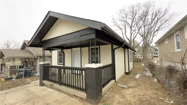 1969 N 30th ST, Kansas City, KS 66104