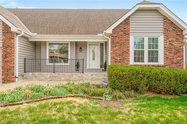 7623 Slater ST, Overland Park, KS 66204