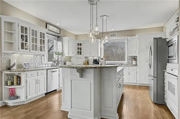 13505 W 53rd TER, Shawnee, KS 66216