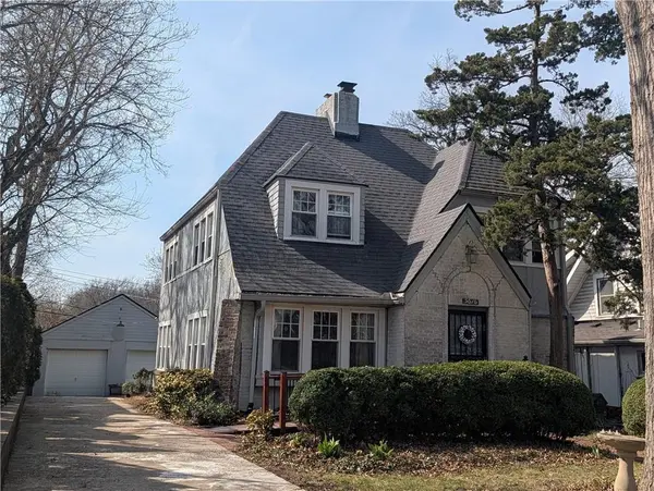 5616 Wyandotte ST, Kansas City, MO 64113