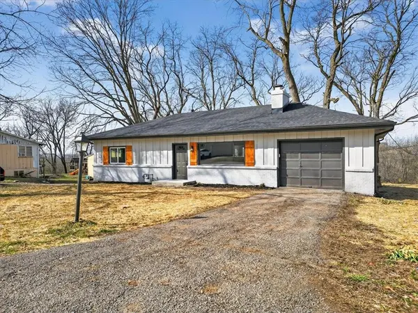 604 E 164th TER,  Belton,  MO 64012