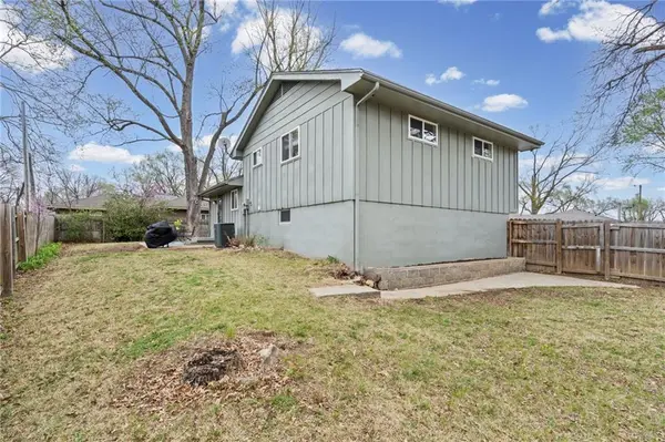 20904 E 13TH TERRACE CT #S, Independence, MO 64057