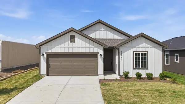 32734 W 176th TER,  Gardner,  KS 66030
