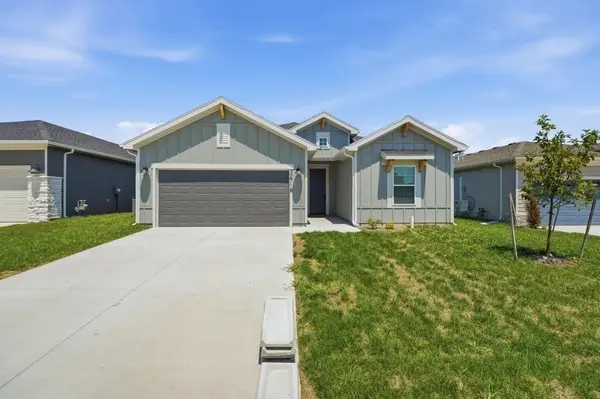 32718 W 175th TER,  Gardner,  KS 66030