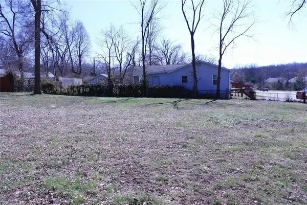 2911 S Sterling AVE, Independence, MO 64052