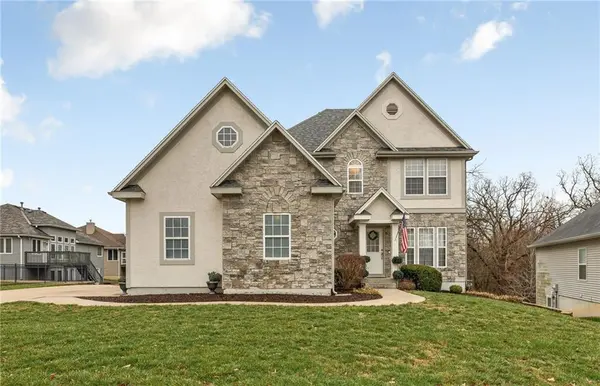 203 Fairway DR, Warrensburg, MO 64093