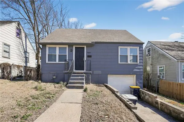 7409 WALROND AVE, Kansas City, MO 64132