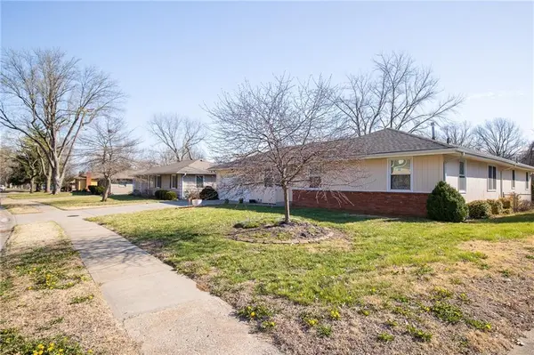 7311 Hedges AVE, Raytown, MO 64133