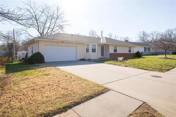 7311 Hedges AVE, Raytown, MO 64133