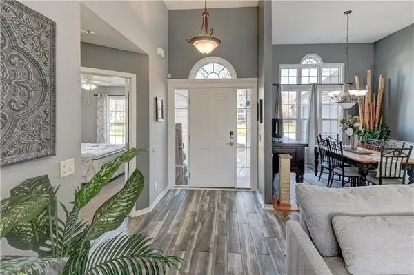 15955 NW 134th CIR, Platte City, MO 64079