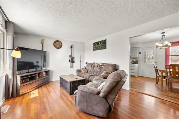 271 NW 75 RD, Centerview, MO 64019