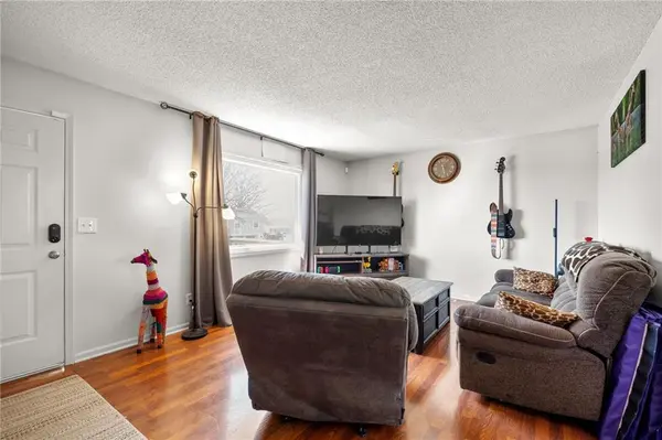 271 NW 75 RD, Centerview, MO 64019