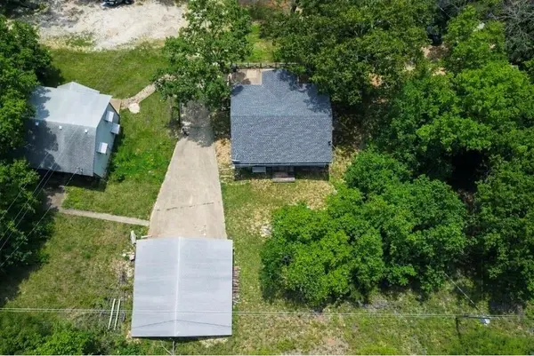 1508 Red Fox RD, Climax Springs, MO 65324