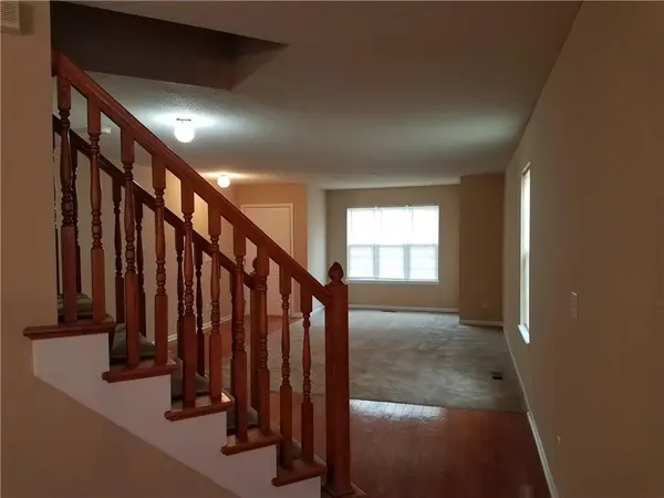 3936 Highland AVE, Kansas City, MO 64110