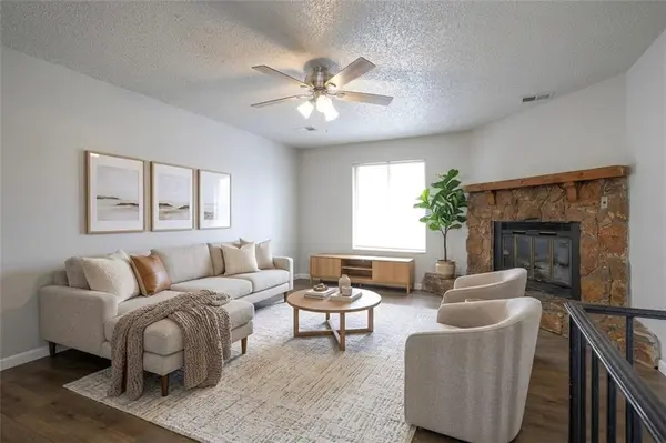6014 E 127th ST,  Grandview,  MO 64030
