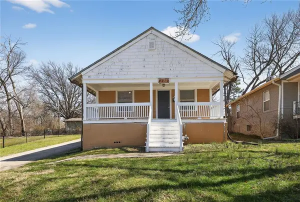 8219 Wayne AVE, Kansas City, MO 64131