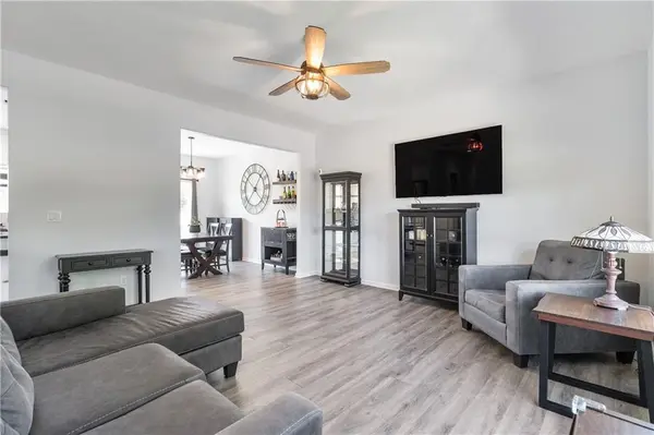 3102 Katy Trail DR, Harrisonville, MO 64701