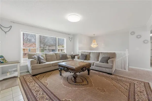 4115 N Troost AVE, Kansas City, MO 64116