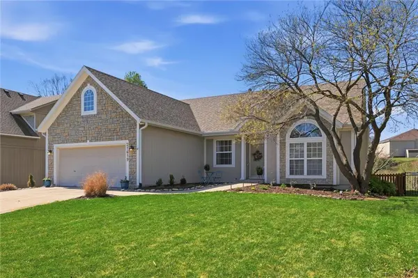 21619 W 62nd ST, Shawnee, KS 66218