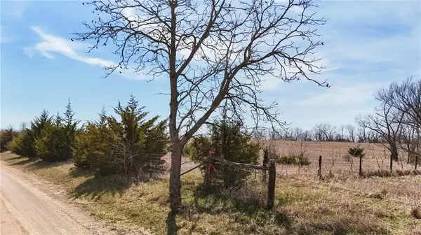 Lot 1 republic RD, Oskaloosa, KS 66066