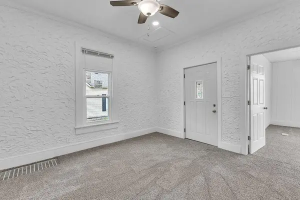 3114 Olive ST, St Joseph, MO 64507