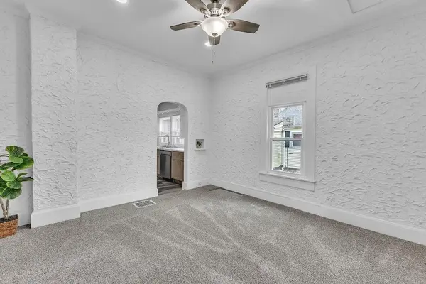 3114 Olive ST, St Joseph, MO 64507