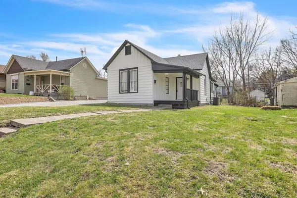 3114 Olive ST, St Joseph, MO 64507