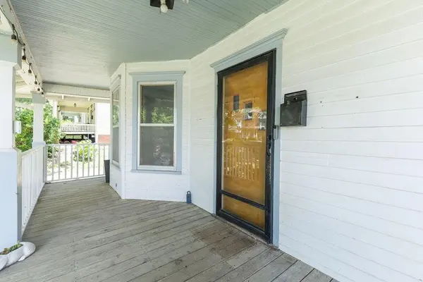 2816 Sacramento ST, St Joseph, MO 64507