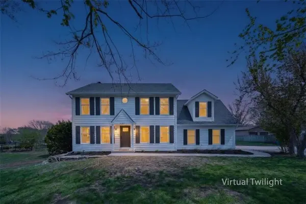 15327 Oakmont ST, Overland Park, KS 66221