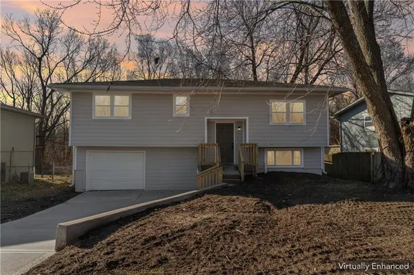 309 W Mcdonald ST, Edgerton, KS 66021