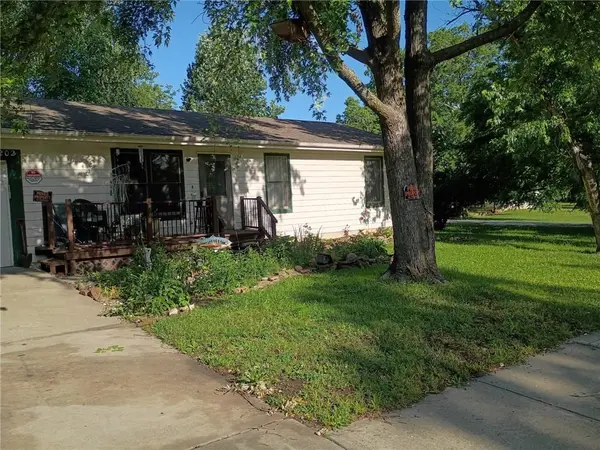 202 E 4th ST,  Edgerton,  KS 66021