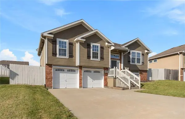1505 Emerald WAY, Warrensburg, MO 64093